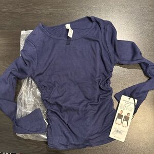 ALO Yoga Navy Long Sleeve Top